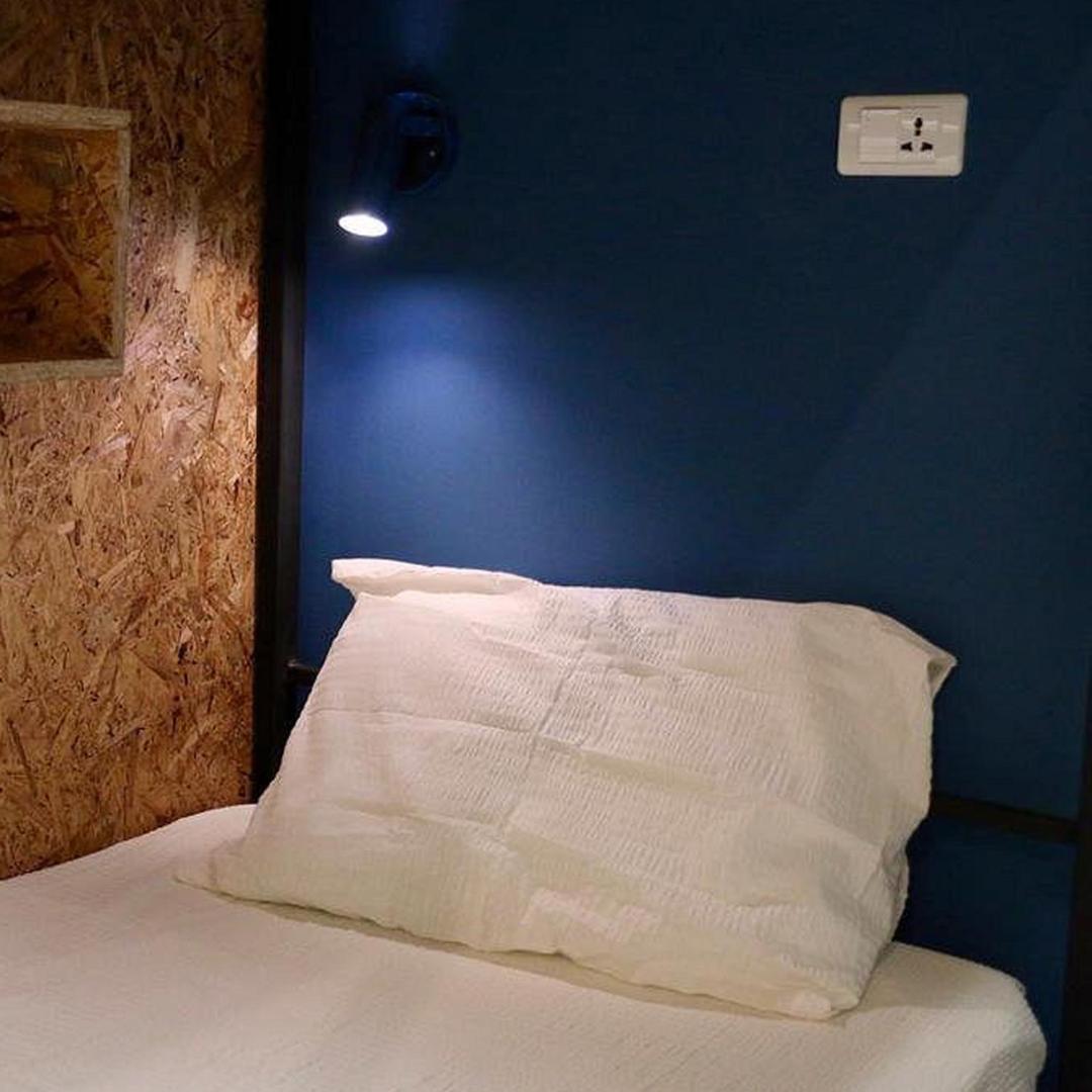 Scary Hostel Тбилиси Екстериор снимка